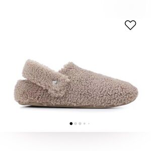 CROCS Classic Cozy Tan Slippers (NWT!!!)